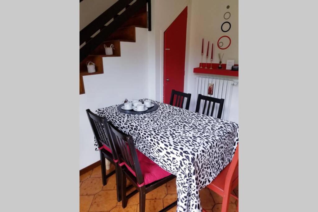 Honeycomb - Casa Vacanze Varese Dış mekan fotoğraf